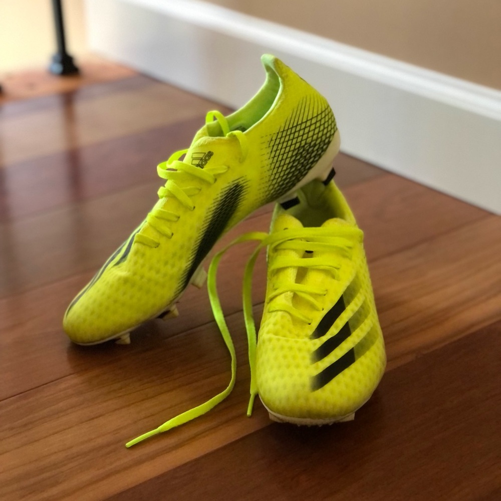 Adidas soccer cleats (Men’s 7.5)